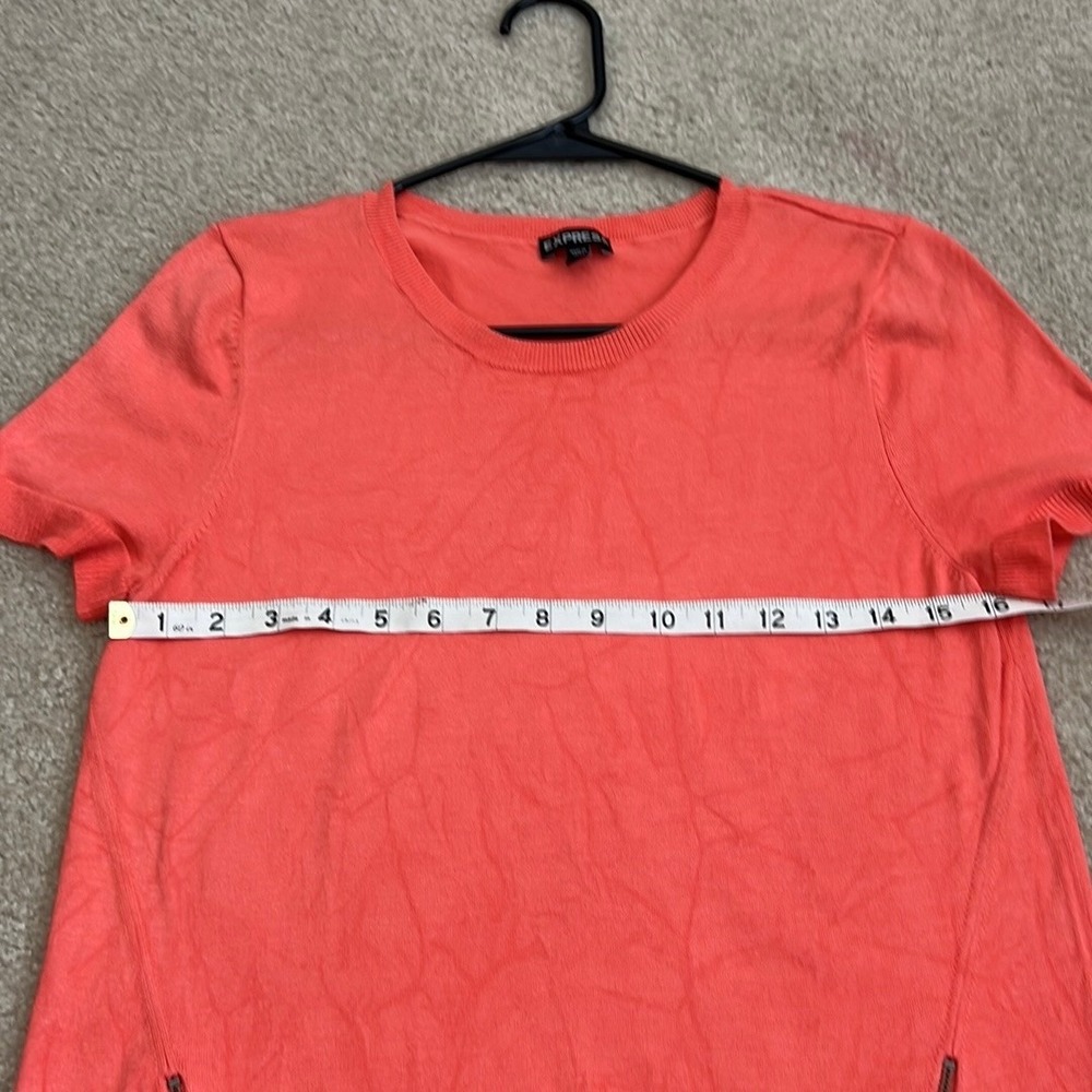 Express Knit Top Zipper Detail Short Sleeve Crew Neck Coral Size M - Picture 8 of 9